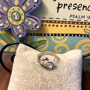 Tiffany and Elsa Peretti open heart ring size 6